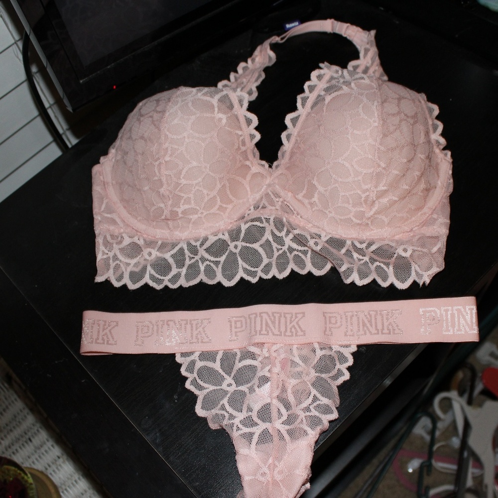 Never Worn Floral Bra & Panty Set Victoria Secret